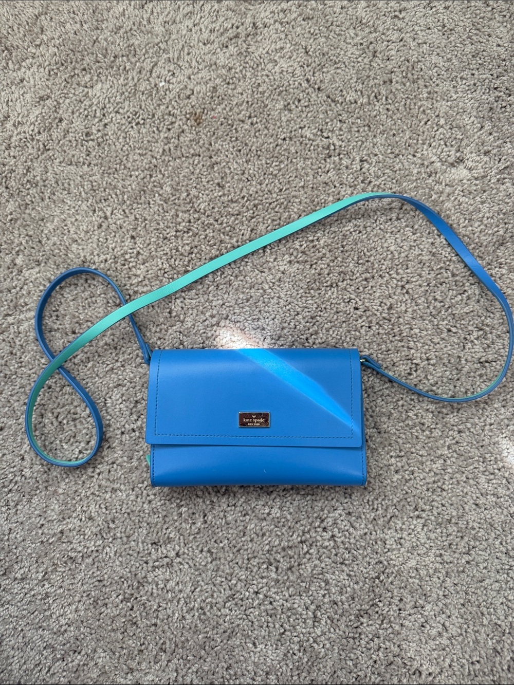 kate spade Bright Blue Convertible Crossbody Wallet with Teal Strap